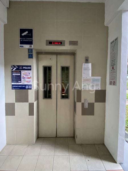 Common Room (HDB) for Rent in  441 Jurong West Avenue 1 - Image 3