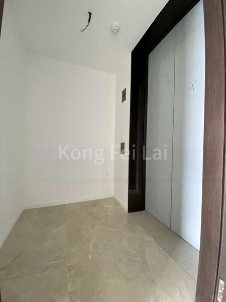 4 Bed Condo for Sale in  Amber 45 - Image 4