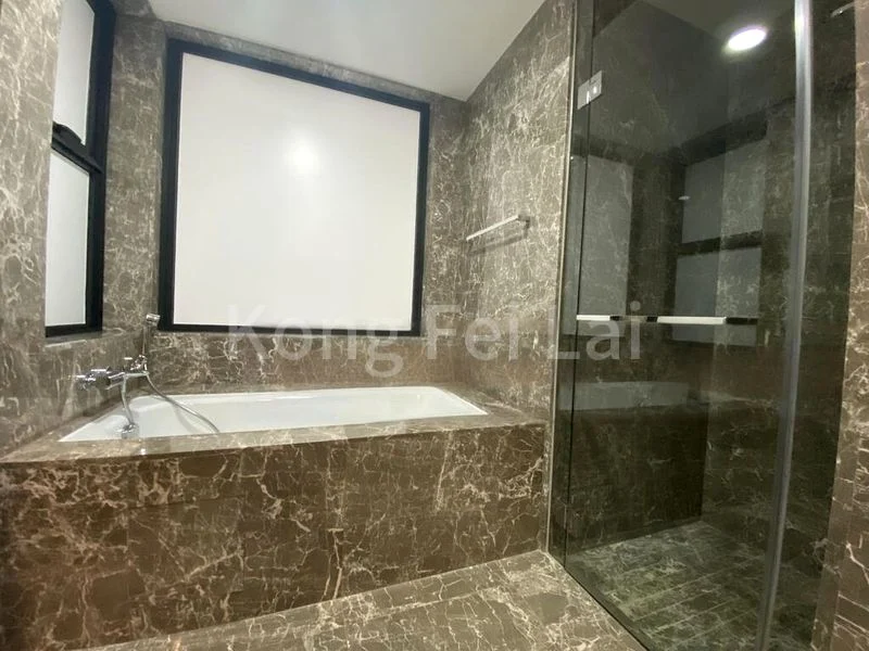 4 Bed Condo for Sale in  Amber 45 - Image 14