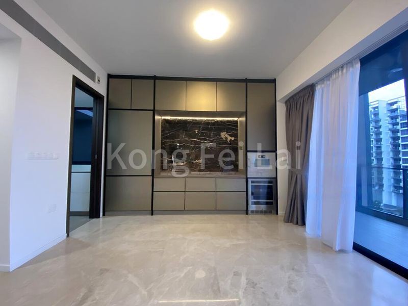 4 Bed Condo for Sale in  Amber 45 - Image 6