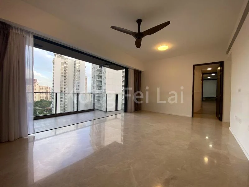 4 Bed Condo for Sale in  Amber 45 - Image 3