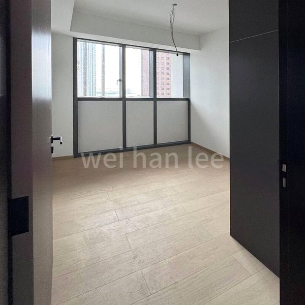 2 Bed Condo for Rent in  Newport Residences / Newport Tower - Image 5