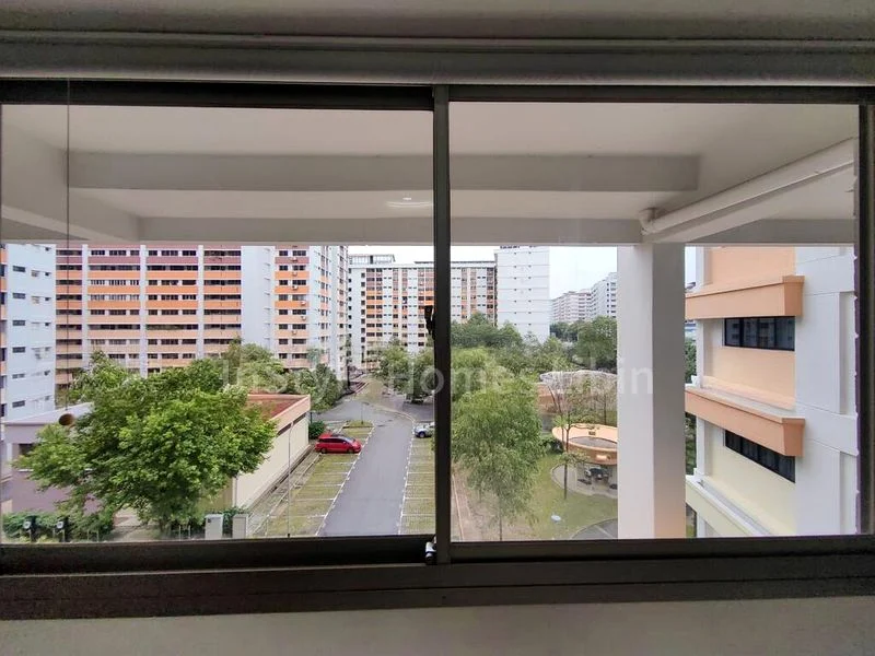 Maisonette HDB for Sale in  101 Pasir Ris Street 12 - Image 6