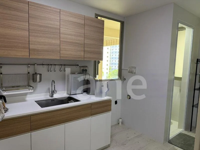 3 Bed Executive Condo for Sale in Sea Horizon - Image 9