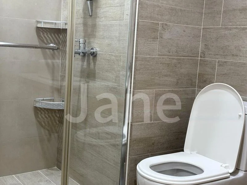 3 Bed Executive Condo for Sale in Sea Horizon - Image 5