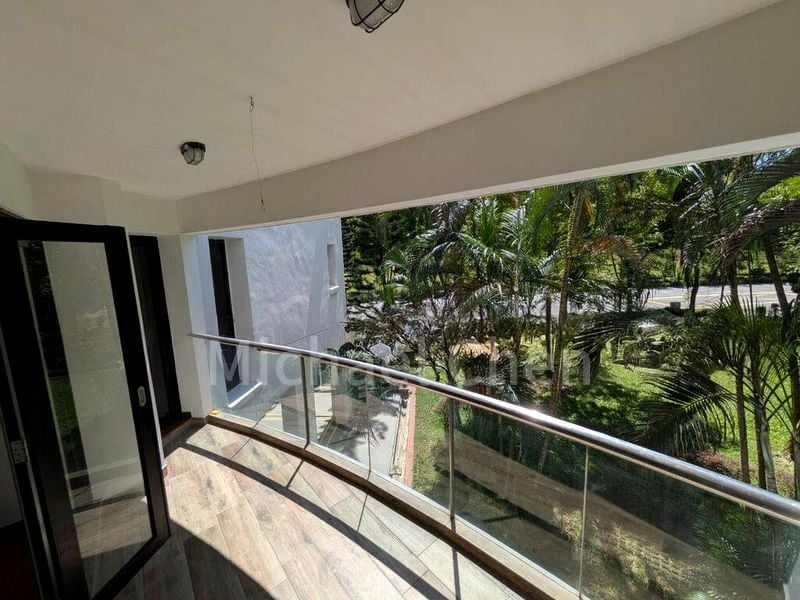 Executive HDB for Rent in 288B Bukit Batok Street 25 - Image 2