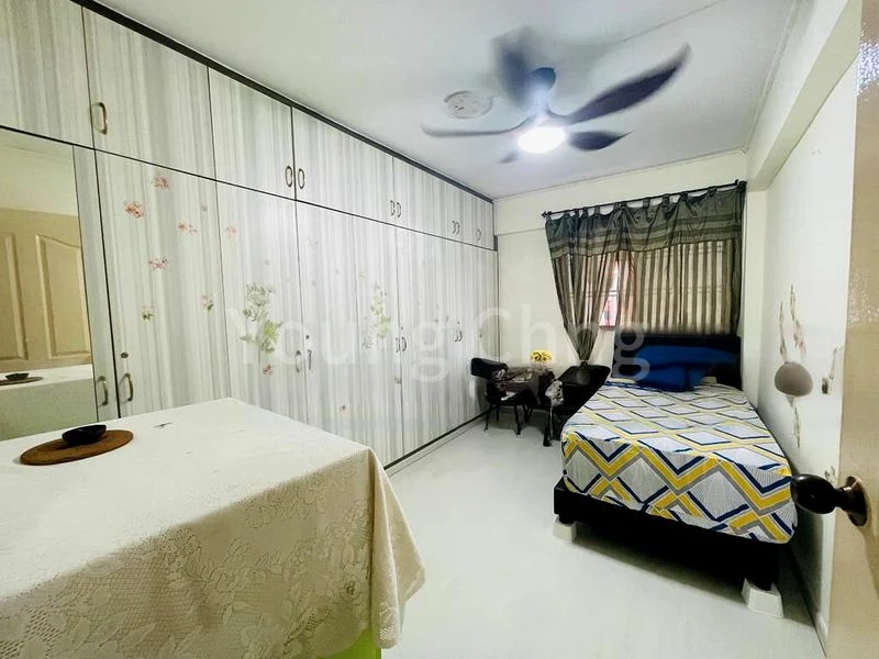 Common Room (HDB) for Rent in  347 Woodlands Avenue 3 - Image 1