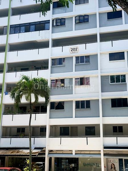 Shop / Shophouse for Sale: 202 Ang Mo Kio Avenue 3 - Image 2