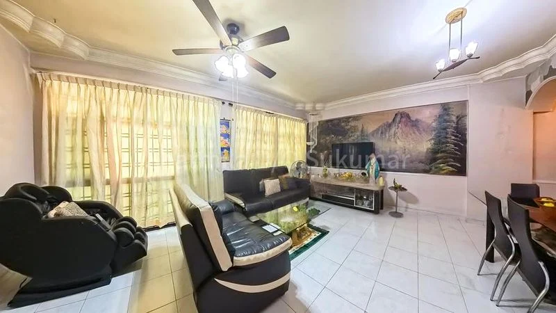4 Room (4A) HDB for Sale in  522 Woodlands Drive 14 - Image 2