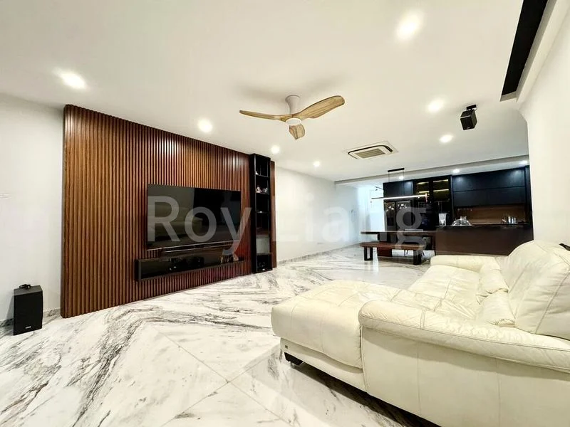 7 Bed Terraced House (Landed) for Sale in  Moonstone Royale - Image 2