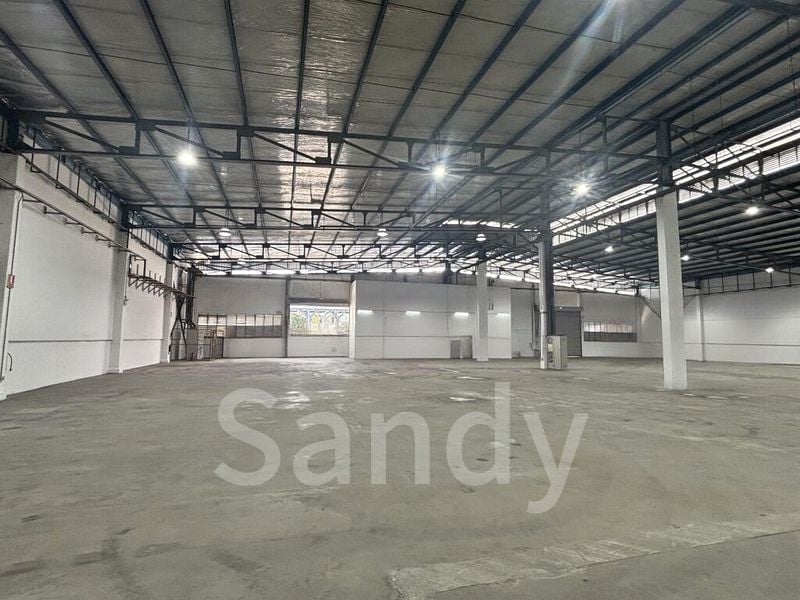 Factory / Workshop (B2) for Rent: Gul Circle | Ground Floor | 10M Ceiling | 10 KN/M - Image 1