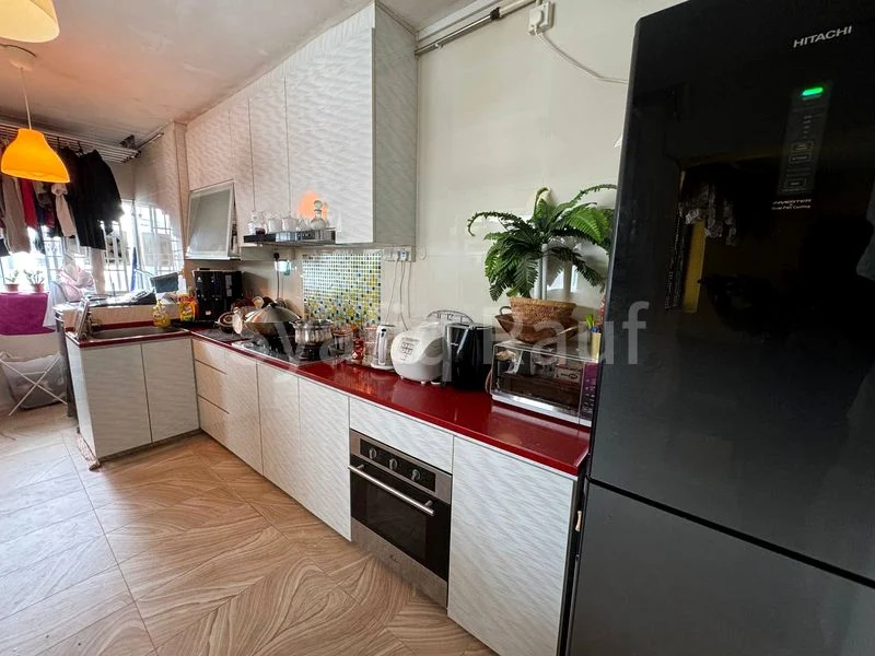 5 Room (5I) HDB for Sale in 123 Marsiling Rise - Image 4