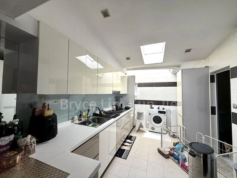 Common Room (Landed) for Rent in  Macpherson Garden Estate - Image 4