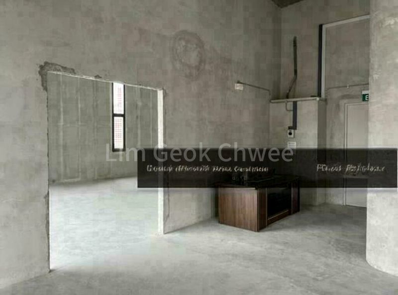 Light Industrial (B1) for Rent: BS Centre - Image 1