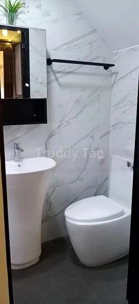 Room (Landed) for Rent in  Jalan Kelabu Asap - Image 8