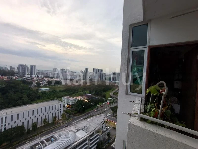 Master Room (Condo) for Rent in  Maysprings - Image 8