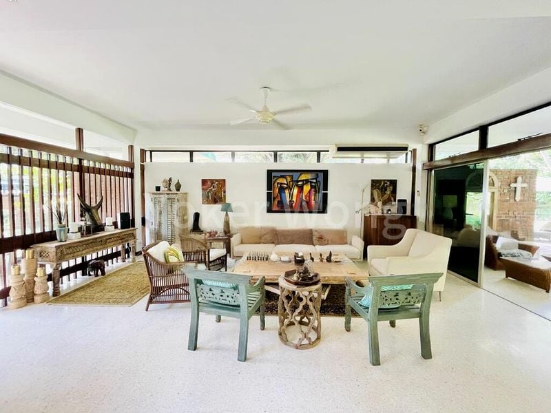 5 Bed Bungalow (Landed) for Rent in  Binjai Park - Image 6