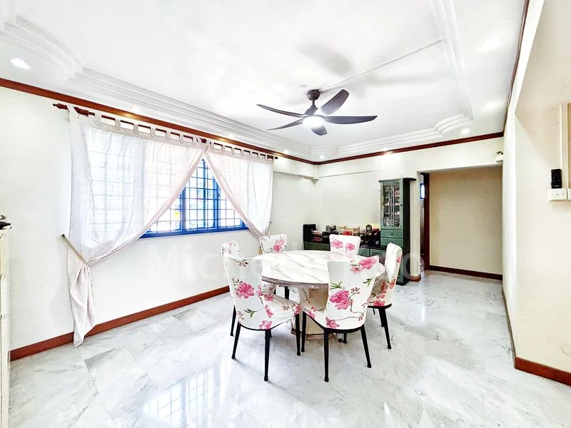 5 Room (5A) HDB for Sale in  903 Tampines Avenue 4 - Image 9