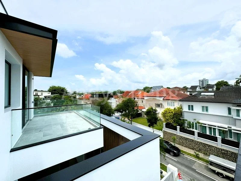 5 Bed Semi-Detached House (Landed) for Sale in  Binjai Park - Image 14