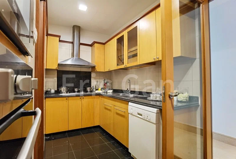 3 Bed Condo for Rent in  Orchard Scotts - Image 5