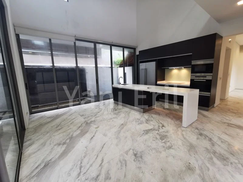 5 Bed Bungalow (Landed) for Rent in  Tan Kim Cheng Road - Image 3