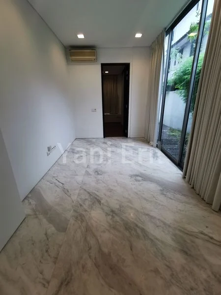5 Bed Bungalow (Landed) for Rent in  Tan Kim Cheng Road - Image 11