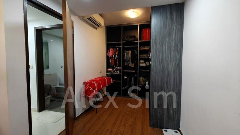 3 Bed Executive Condo for Sale in  Watercolours - Image 2
