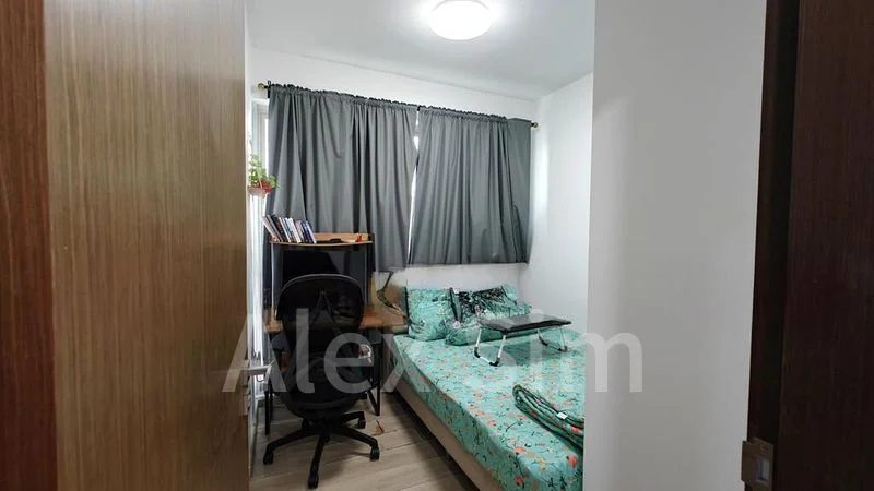 3 Bed Executive Condo for Sale in  Watercolours - Image 4