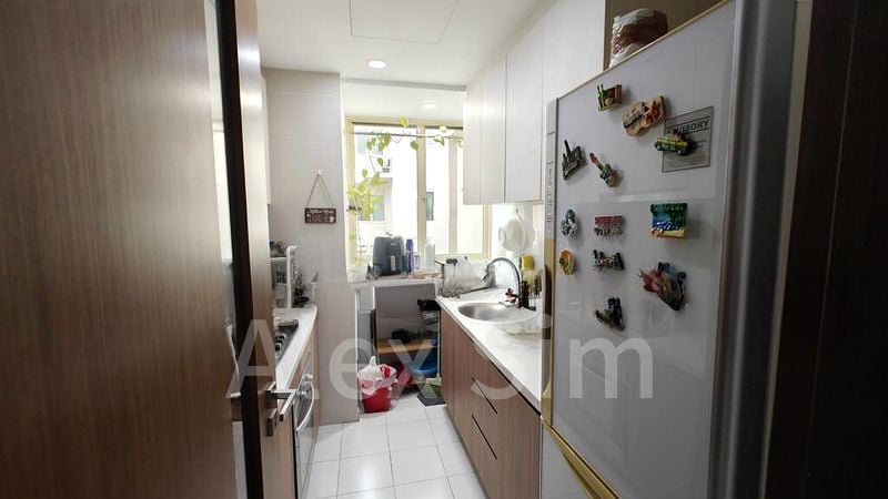 3 Bed Executive Condo for Sale in  Watercolours - Image 7