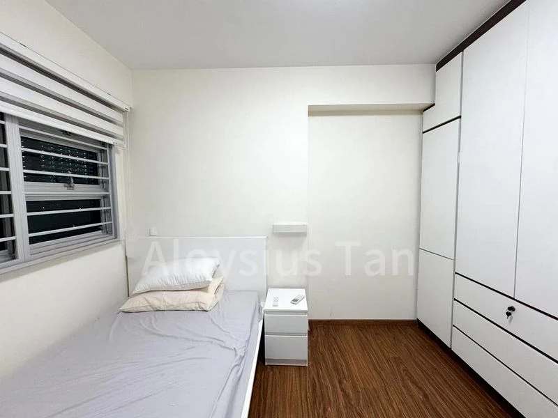 4 Room (4A) HDB for Sale in  18A Circuit Road - Image 4