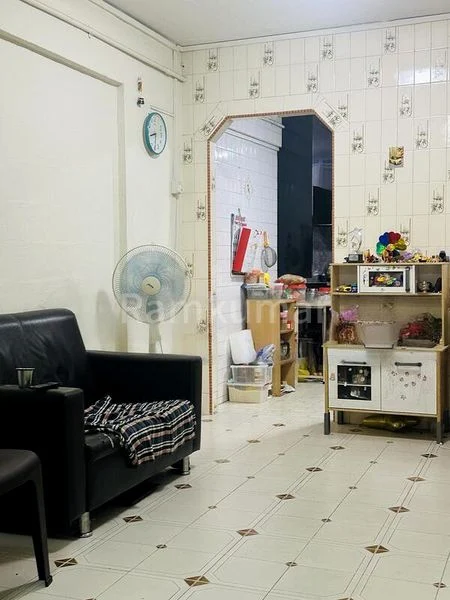 3 Room (3NG) HDB for Sale in  710 Yishun Avenue 5 - Image 2