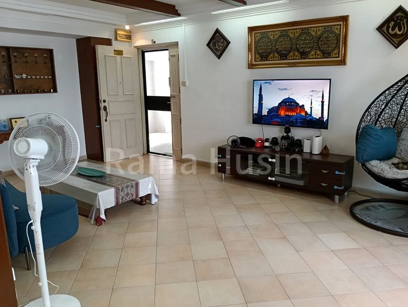 5 Room (5I) HDB for Sale in  786D Woodlands Drive 60 - Image 6