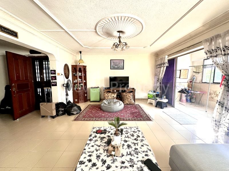 Executive HDB for Sale in  101 Gangsa Road - Image 2