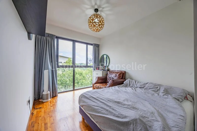 3 Bed Executive Condo for Sale in Twin Fountains - Image 5