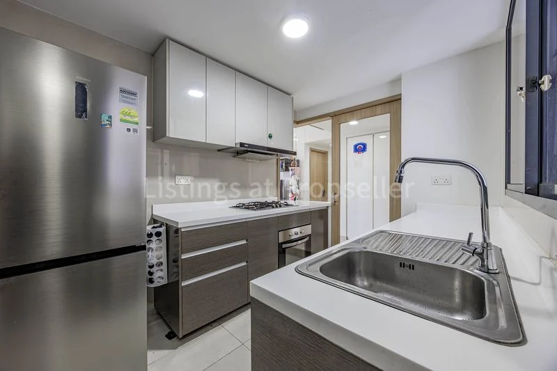 3 Bed Executive Condo for Sale in Twin Fountains - Image 4