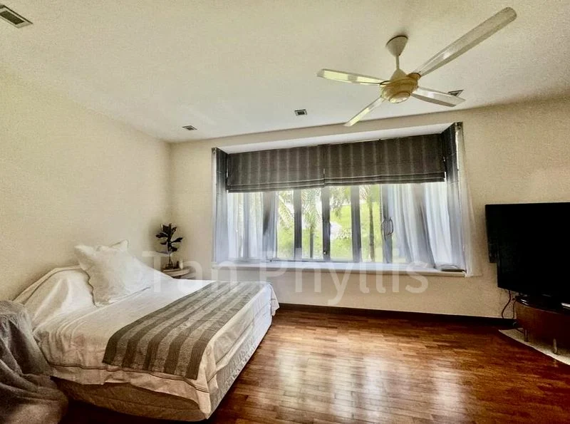 5 Bed Terraced House (Landed) for Sale in  La Suisse - Image 7