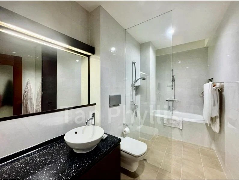 5 Bed Terraced House (Landed) for Sale in  La Suisse - Image 8