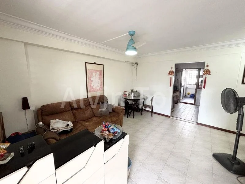 4 Room (4A) HDB for Sale in  791 Woodlands Avenue 6 - Image 3