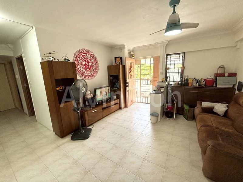 4 Room (4A) HDB for Sale in  791 Woodlands Avenue 6 - Image 2