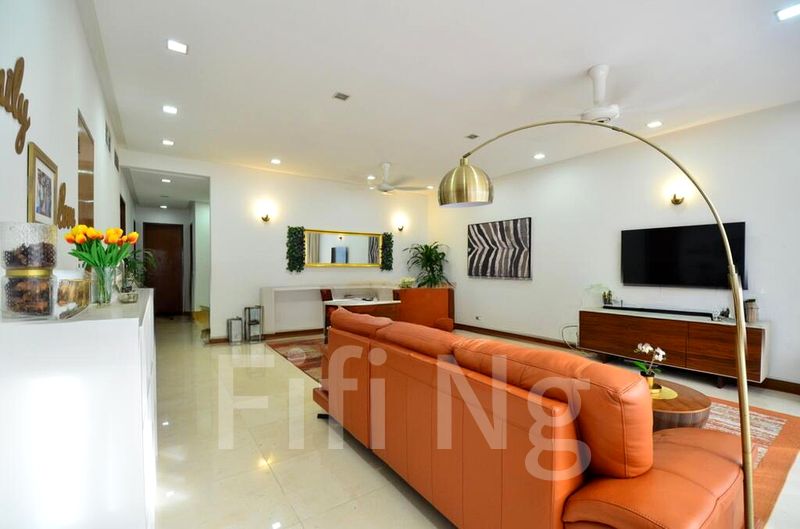 3 Bed Condo for Rent in  Nassim Jade - Image 8