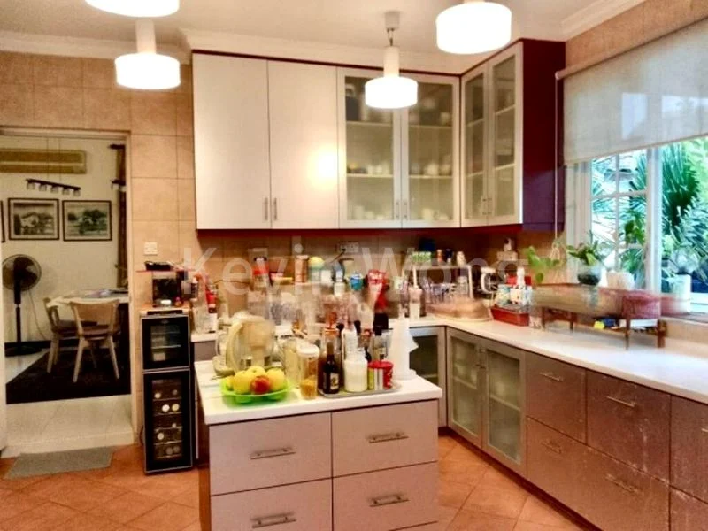 7 Bed Semi-Detached House (Landed) for Sale in Jalan Haji Salam - Image 4