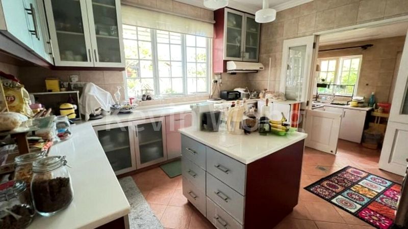 7 Bed Semi-Detached House (Landed) for Sale in Jalan Haji Salam - Image 5