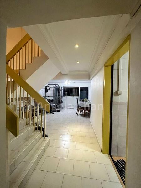 Common Room (HDB) for Rent in  216 Jurong East Street 21 - Image 3