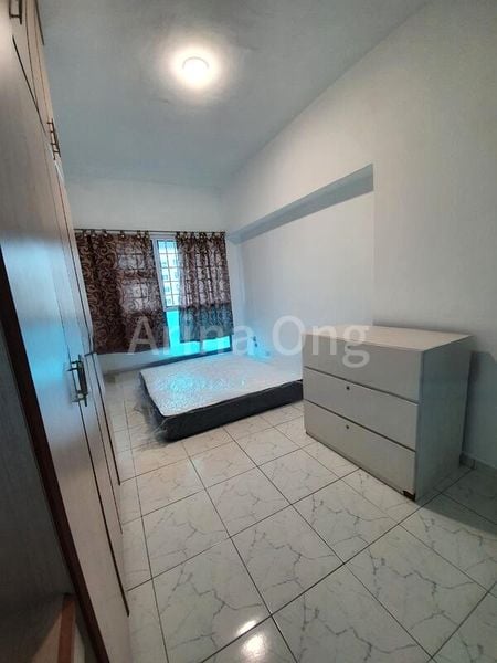 4 Room (4A) HDB for Rent in  469 Admiralty Drive - Image 5