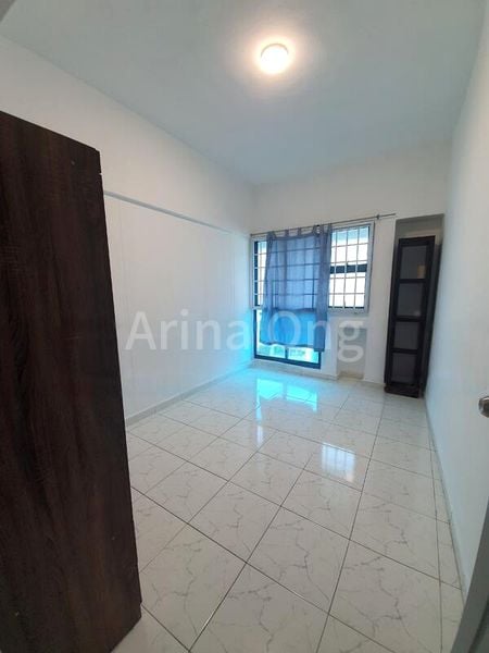 4 Room (4A) HDB for Rent in  469 Admiralty Drive - Image 3