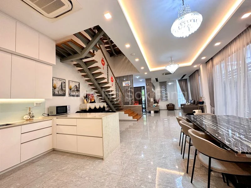 4 Bed Semi-Detached House (Landed) for Sale in  Sembawang Springs Estate - Image 3