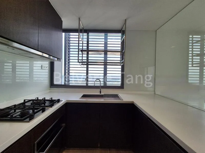 3 Bed Condo for Rent in  Altez - Image 8