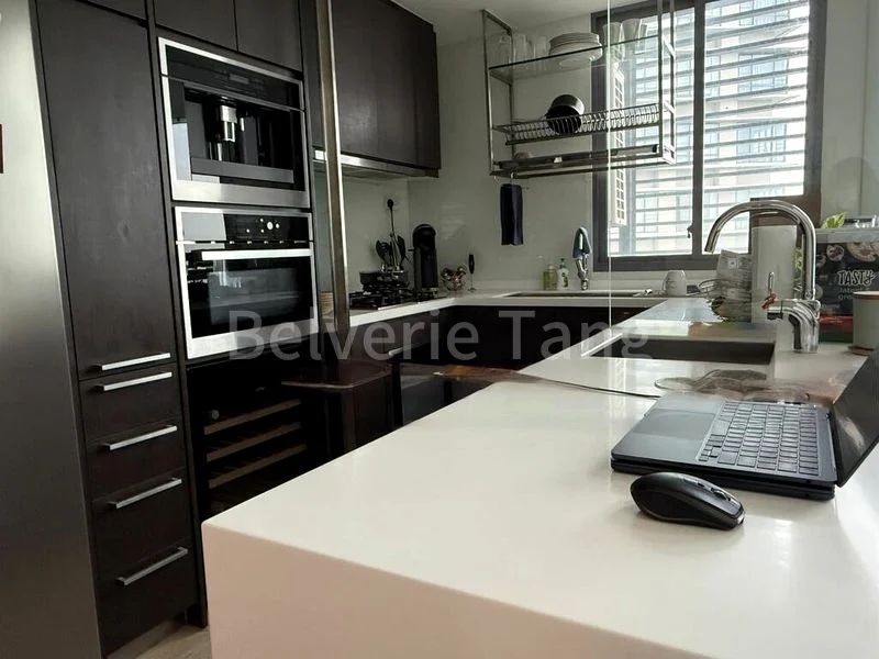 3 Bed Condo for Rent in  Altez - Image 2