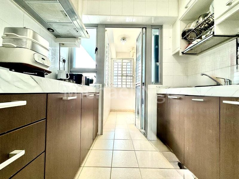 4 Room (4A) HDB for Sale in 636A Punggol Drive - Image 2