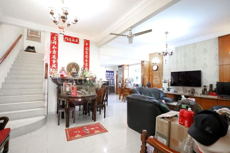 5 Bed Corner Terrace (Landed) for Sale in  Thrift Drive - Image 15